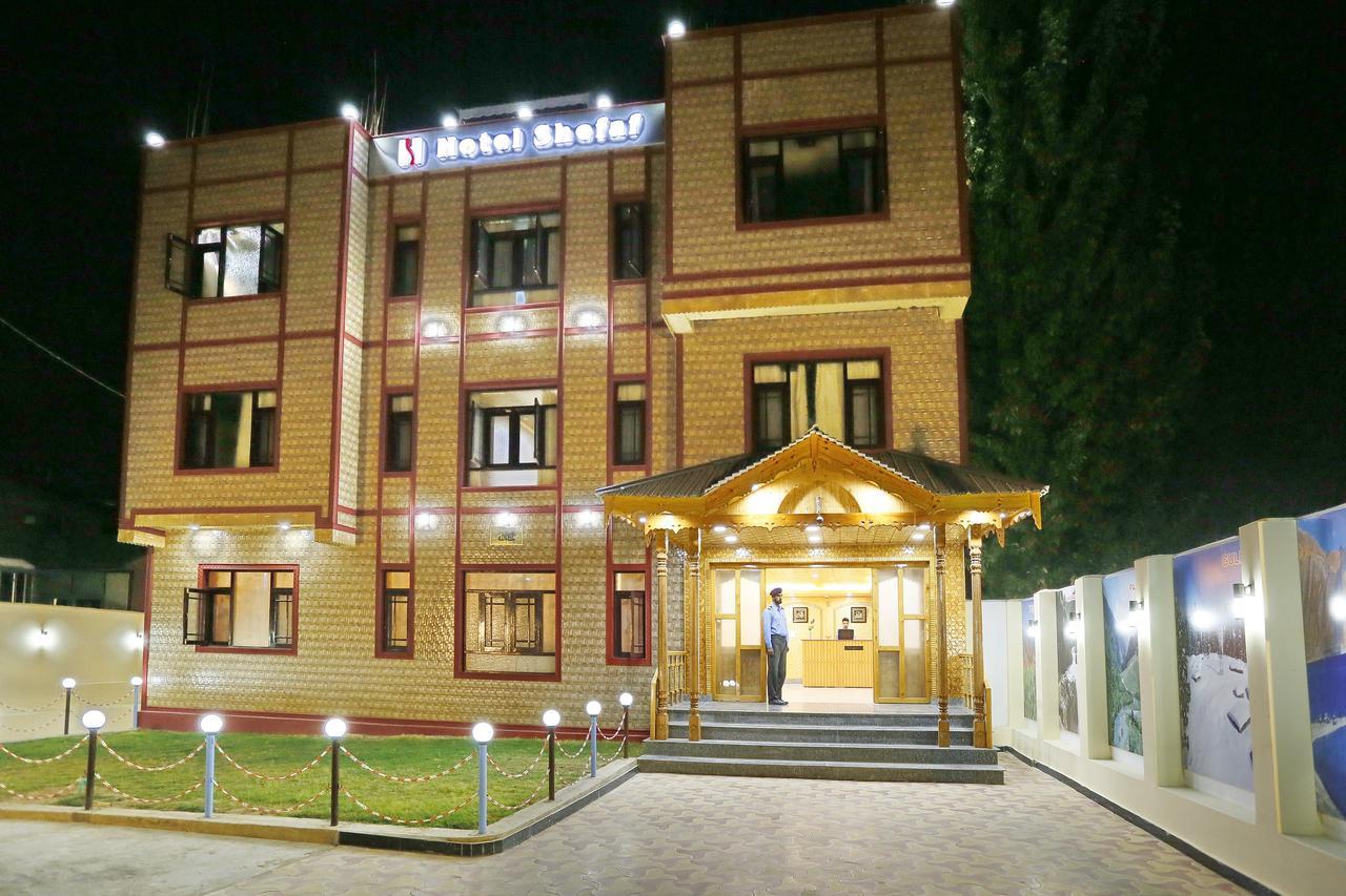 Hotel Shefaf Durgjan エクステリア 写真