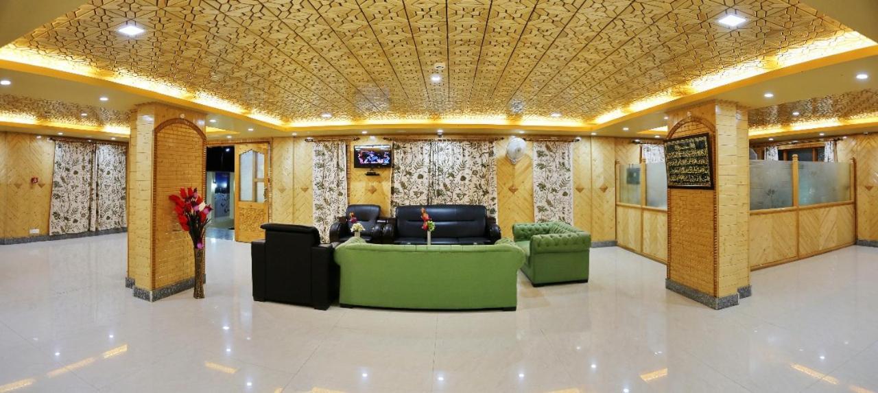 Hotel Shefaf Durgjan エクステリア 写真
